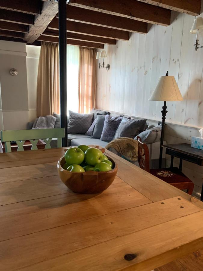 Innkeeper'S Place B&B Stafford Εξωτερικό φωτογραφία