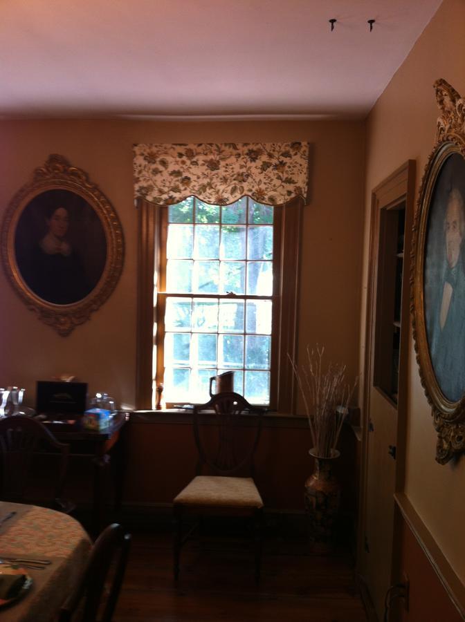 Innkeeper'S Place B&B Stafford Εξωτερικό φωτογραφία